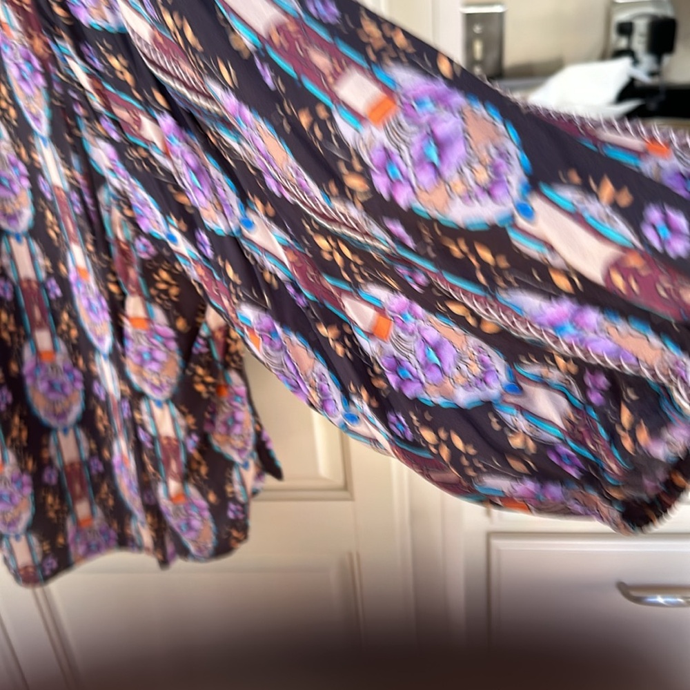 Johnny Was blouse in a stunning pattern; size medium - Picture 2 of 4